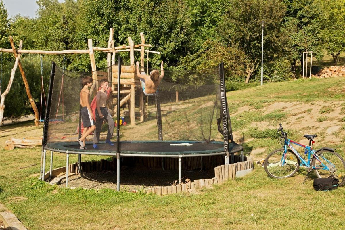 Vinny Sklep Krysa Kostelec  Exteriör bild